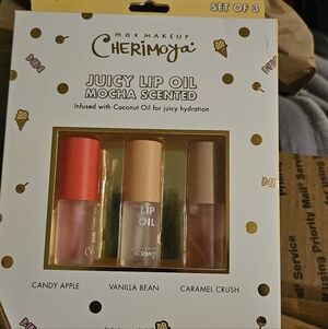 Créme Shop Cherimoya 3 Piece Lip Oil Set-Candy Apple,Vanilla Bean, Caramel Crush
